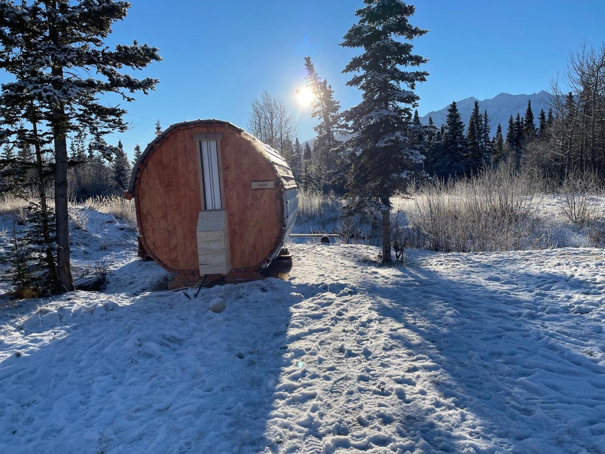 Mount Logan Ecolodge & Retreat Center Haines Junction Exteriér fotografie